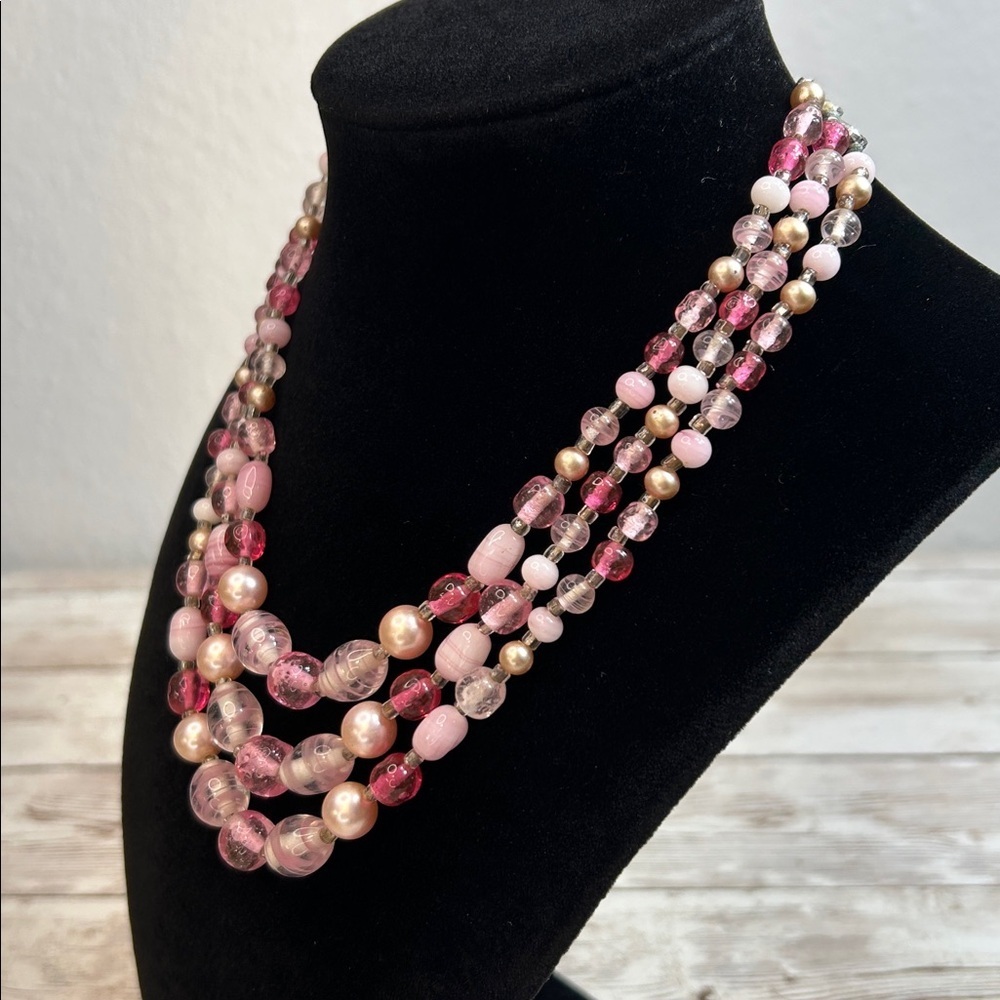 Vintage Japan Pink Glass and Champagne and Pink Faux Pearl Beaded Necklace - Picture 8 of 8